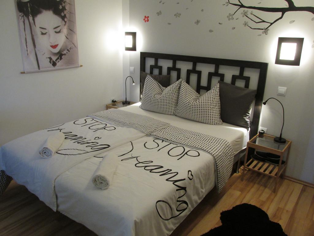 Patakpart Vendeghaz Apartment เอ็กแกร์ซาโลก ภายนอก รูปภาพ